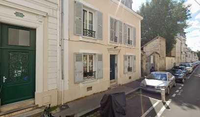 Chenilles processionnaires, Désinsectiseur et Dératiseur à Fontainebleau